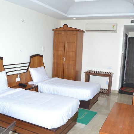 Chopra Residency Hotel Hamīrpur Kültér fotó