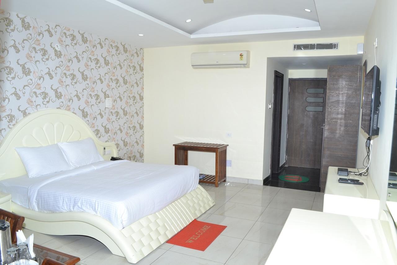 Chopra Residency Hotel Hamīrpur Kültér fotó